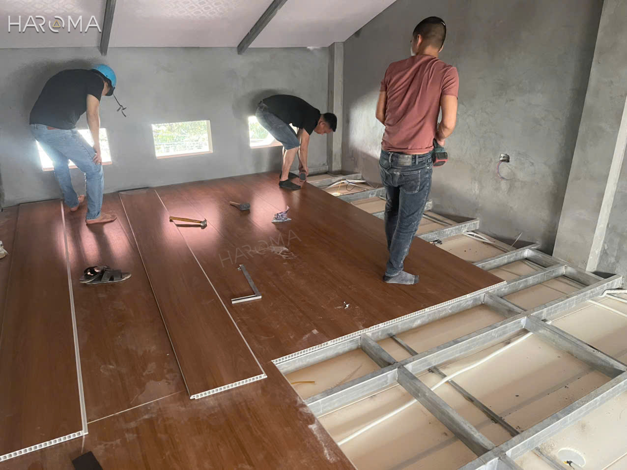 Sàn nhựa chịu lực cho gác xép với tuổi thọ trên 10 năm, chịu tải đến 500kg/m2