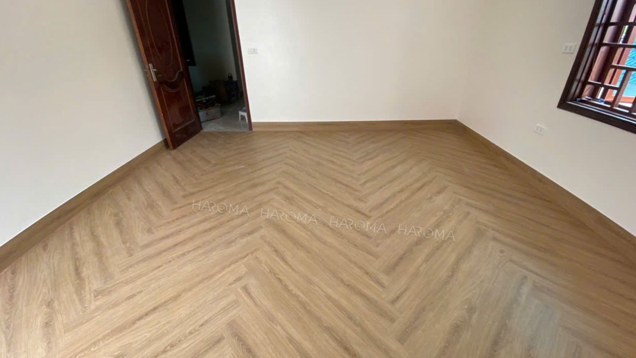 Mẹo chọn màu sàn nhựa giả gỗ phù hợp cho căn hộ chung cư nhỏ