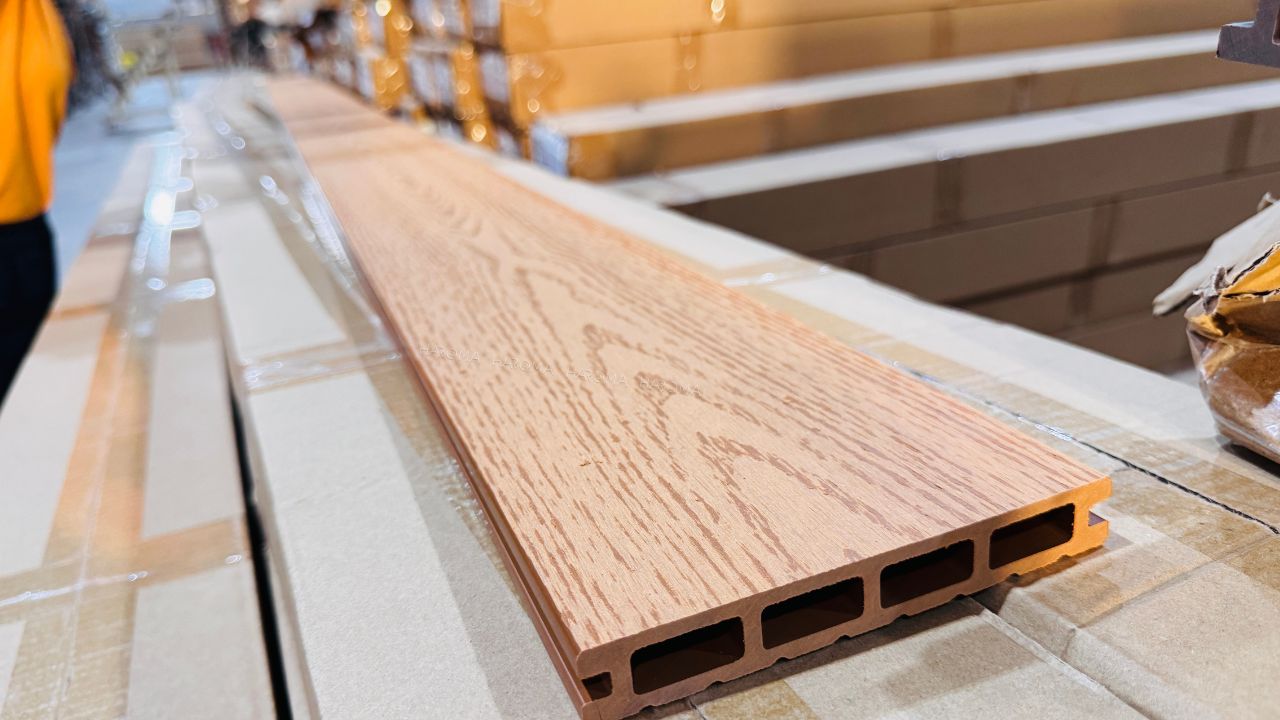 Tối ưu không gian, nâng trải nghiệm sống với sàn gỗ nhựa ngoài trời