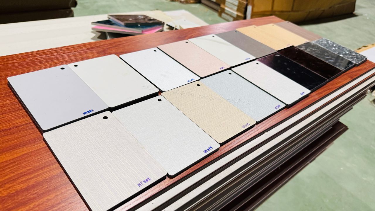 Công trình ngoài trời có thể ốp tấm than tre được hay không? Giải đáp chi tiết