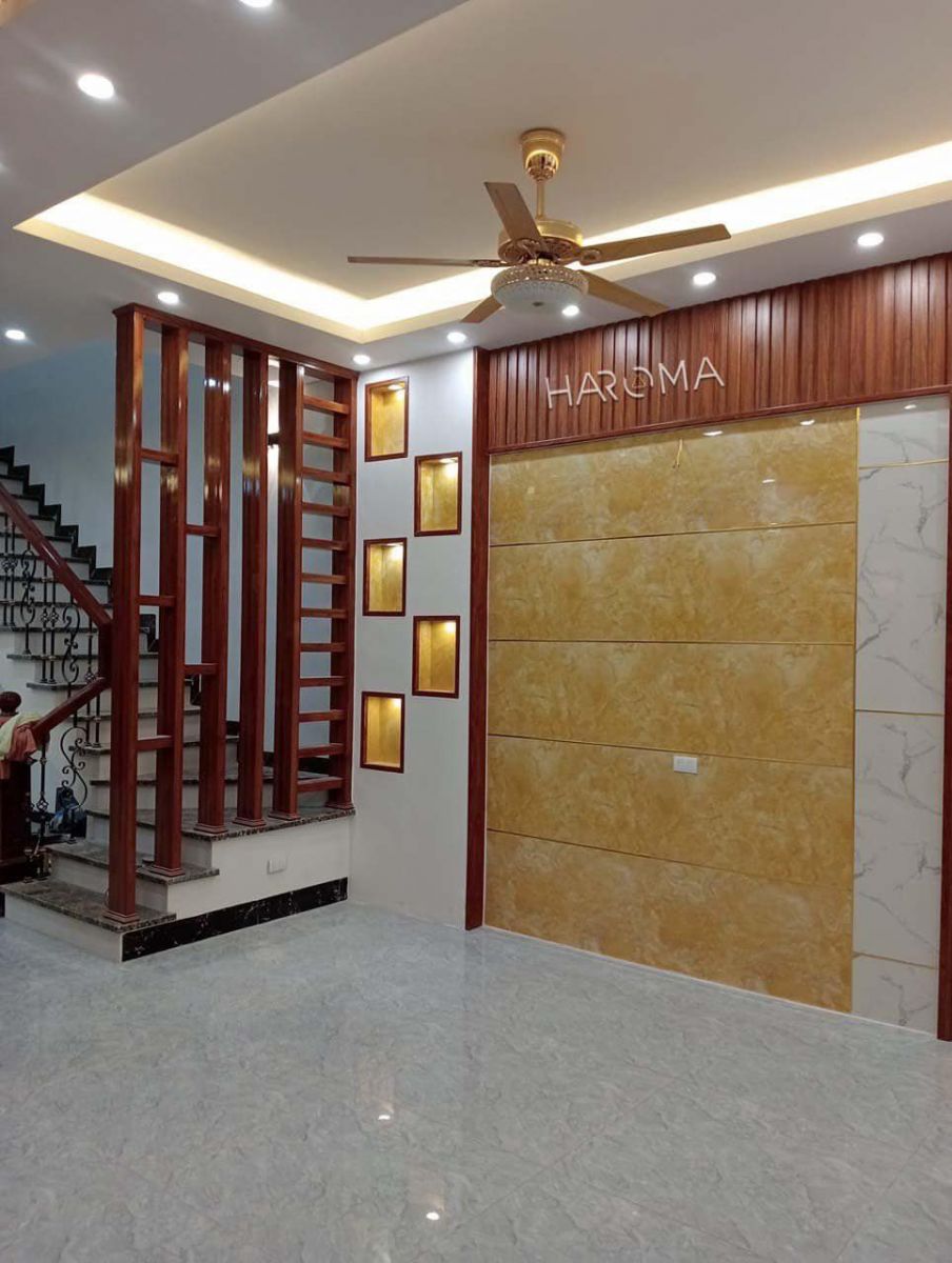 Tấm nhựa PVC vân đá là gì? Có tốt không? Báo giá chi tiết